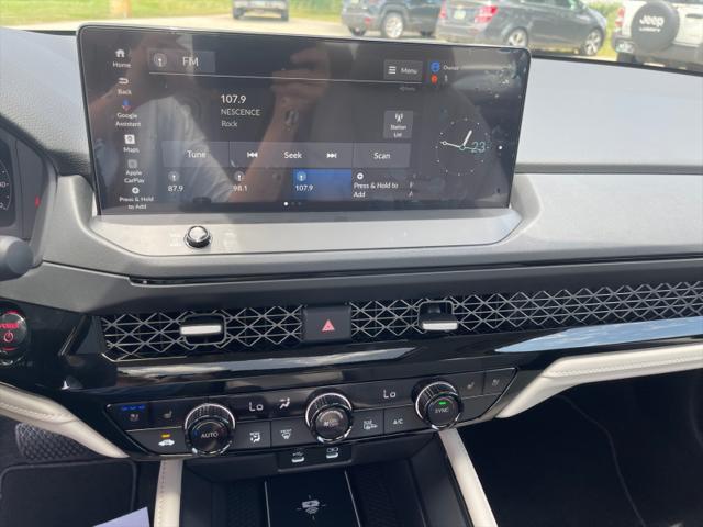 new 2025 Honda Accord Hybrid car, priced at $41,304