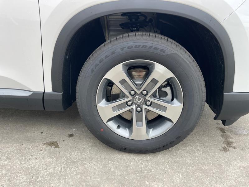 new 2025 Honda Pilot car, priced at $49,384