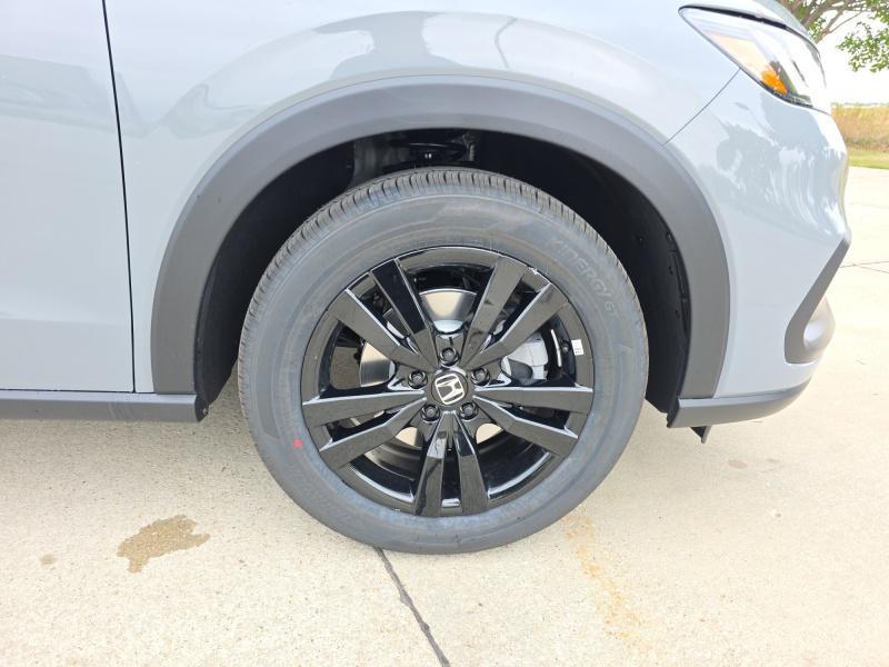 new 2026 Honda HR-V car, priced at $32,003