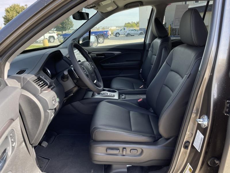 new 2023 Honda Ridgeline car