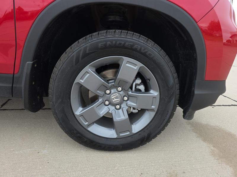 used 2025 Honda Ridgeline car, priced at $43,999