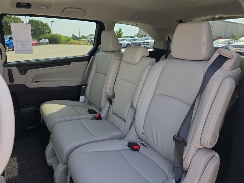 new 2026 Honda Odyssey car, priced at $44,888