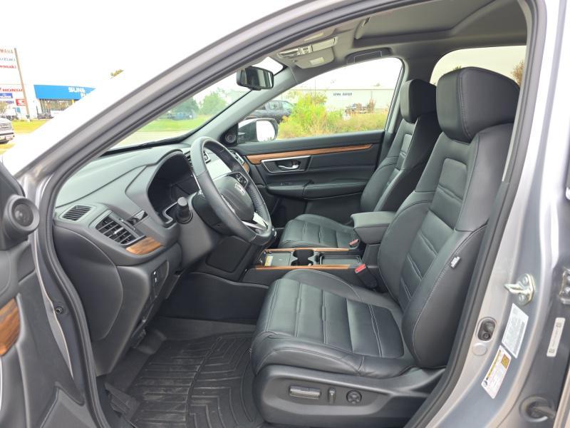 used 2020 Honda CR-V car, priced at $31,999