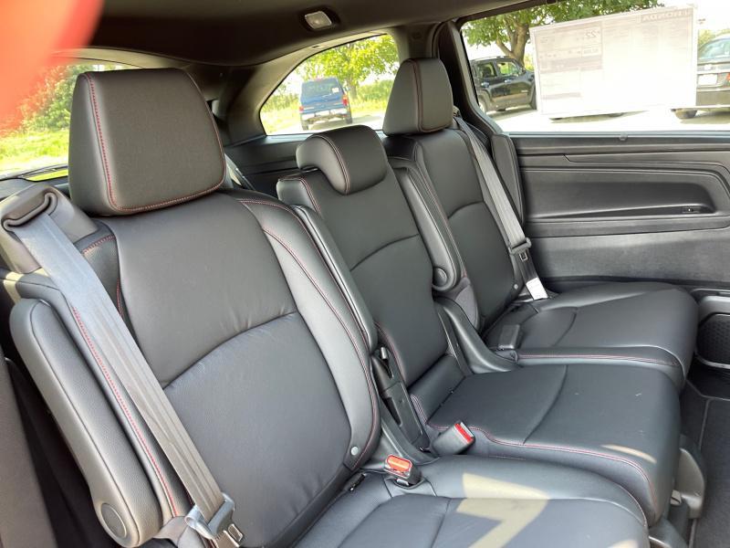 new 2026 Honda Odyssey car, priced at $46,199
