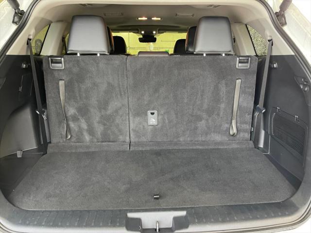 used 2024 Toyota Highlander car, priced at $45,998