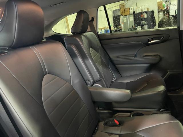used 2024 Toyota Highlander car, priced at $45,998