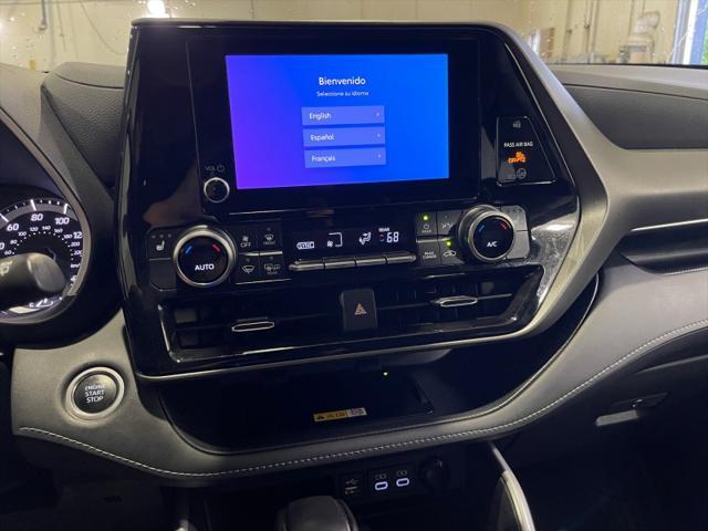 used 2024 Toyota Highlander car, priced at $45,998