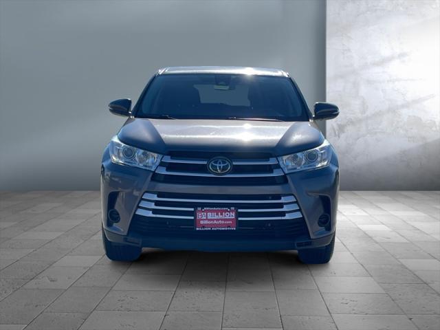 used 2019 Toyota Highlander car, priced at $26,999