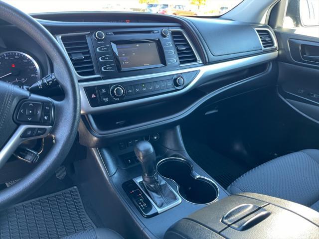 used 2019 Toyota Highlander car, priced at $26,999