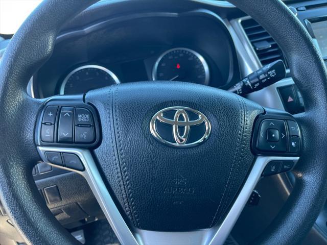 used 2019 Toyota Highlander car, priced at $26,999