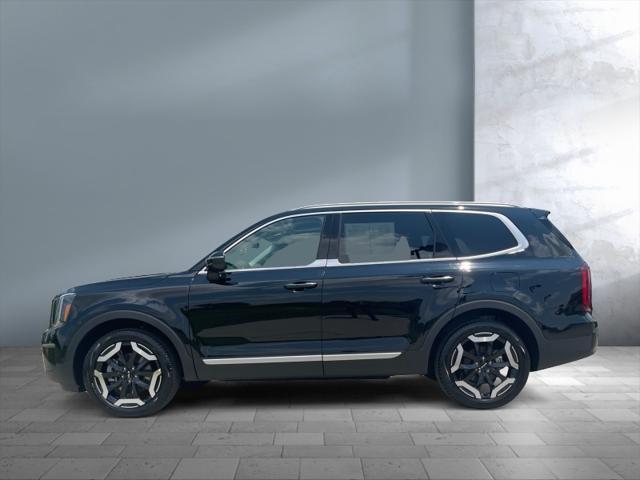 used 2025 Kia Telluride car, priced at $45,999