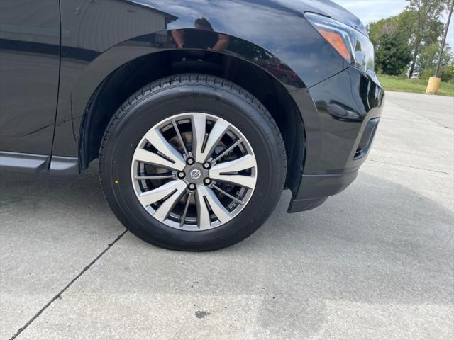 used 2019 Nissan Pathfinder car, priced at $17,999