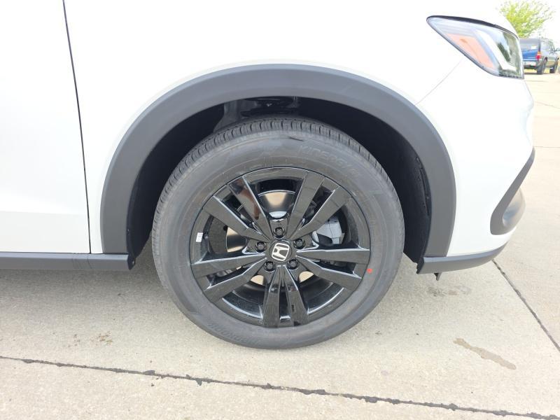 new 2026 Honda HR-V car, priced at $32,003