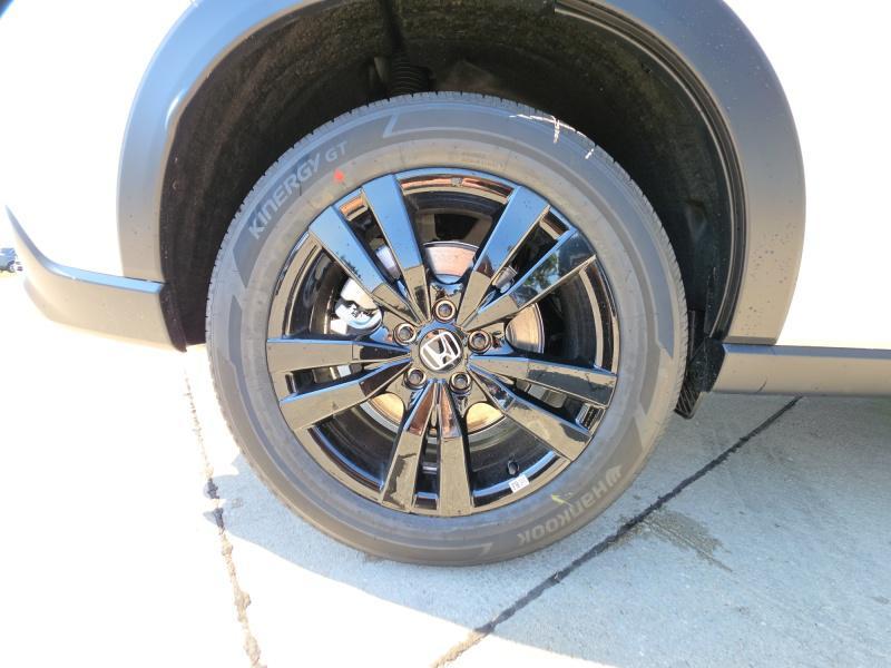 new 2026 Honda HR-V car, priced at $32,003