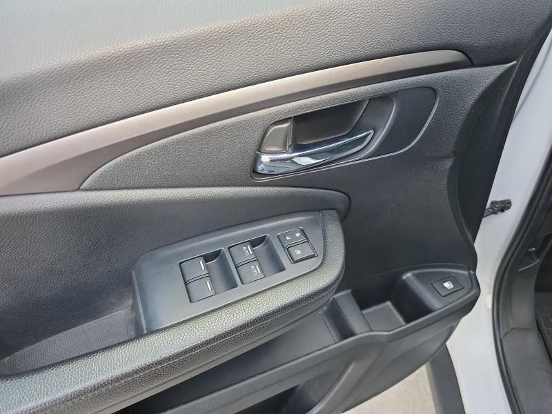 used 2020 Honda Pilot car, priced at $20,999