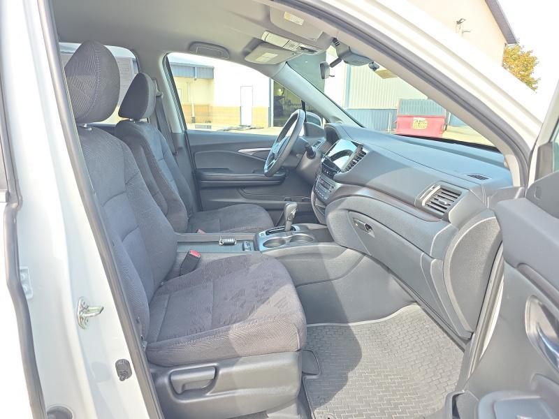 used 2020 Honda Pilot car, priced at $20,999