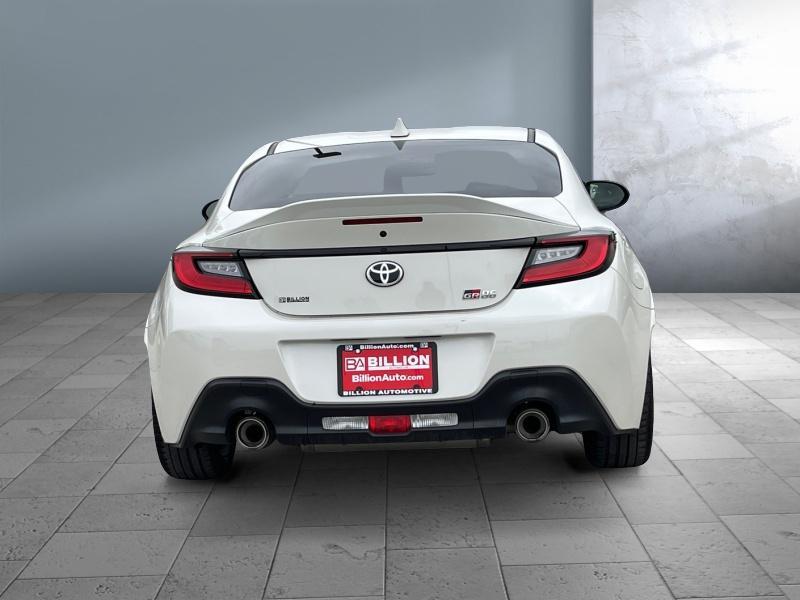 used 2023 Toyota GR86 car, priced at $29,999