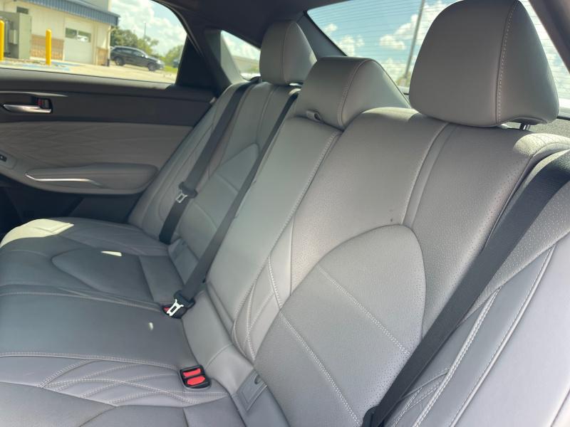 used 2021 Toyota Avalon Hybrid car, priced at $28,399