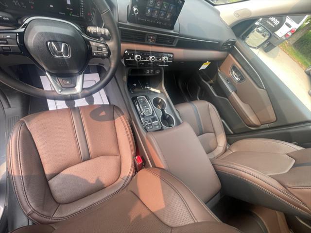 new 2025 Honda Pilot car, priced at $54,929
