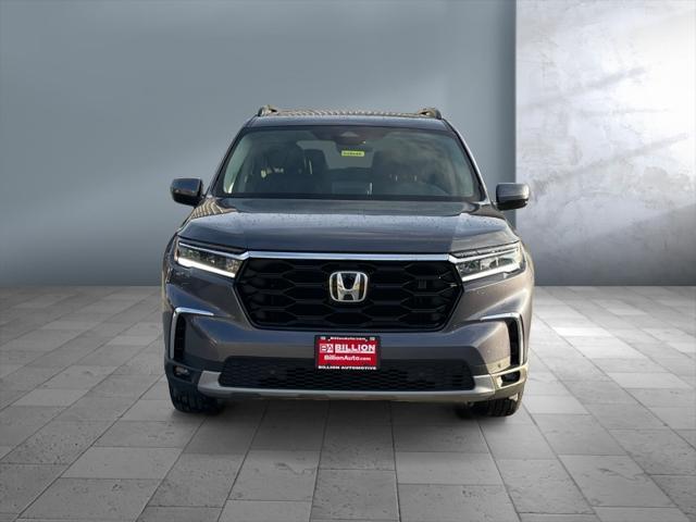 new 2025 Honda Pilot car, priced at $51,394