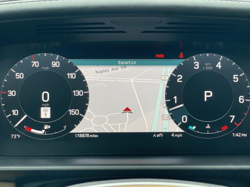 used 2024 Land Rover Discovery car, priced at $64,999