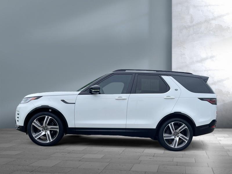 used 2024 Land Rover Discovery car, priced at $64,999