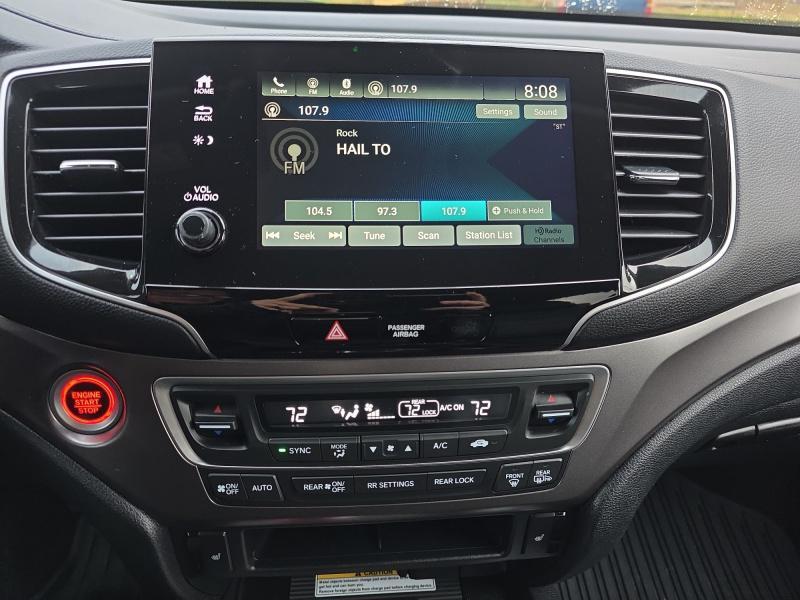 used 2021 Honda Pilot car, priced at $29,999