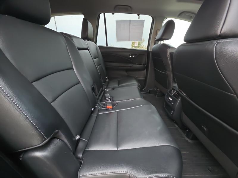 used 2021 Honda Pilot car, priced at $29,999