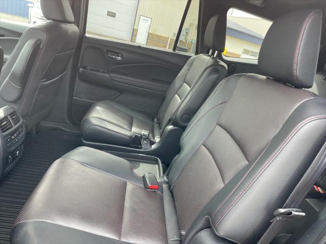 used 2022 Honda Pilot car, priced at $39,999