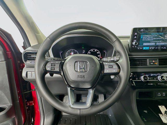 new 2025 Honda Pilot car, priced at $43,635