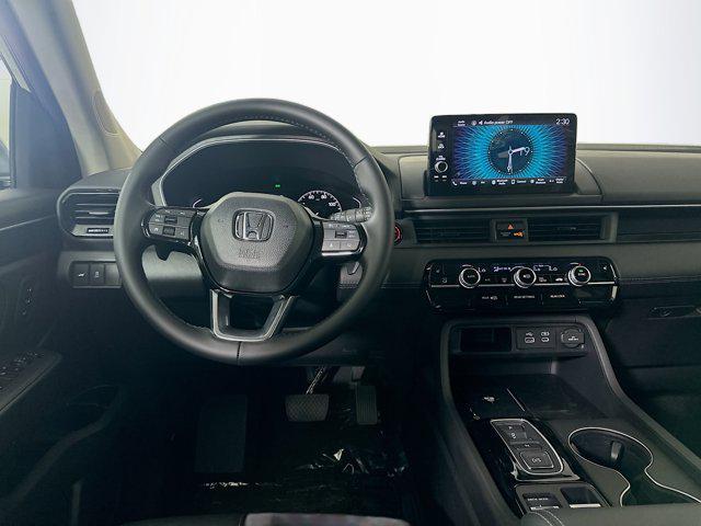 new 2025 Honda Pilot car, priced at $42,905