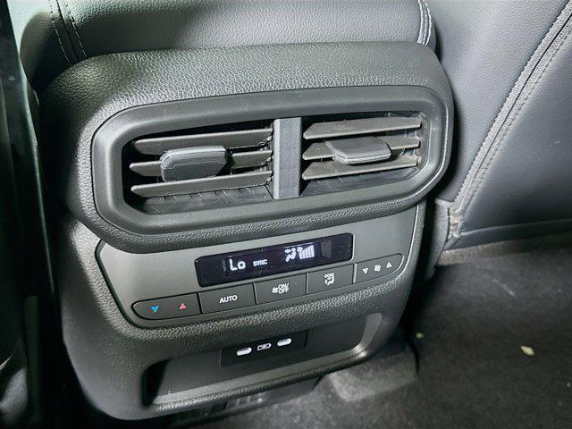 new 2025 Honda Pilot car, priced at $42,905