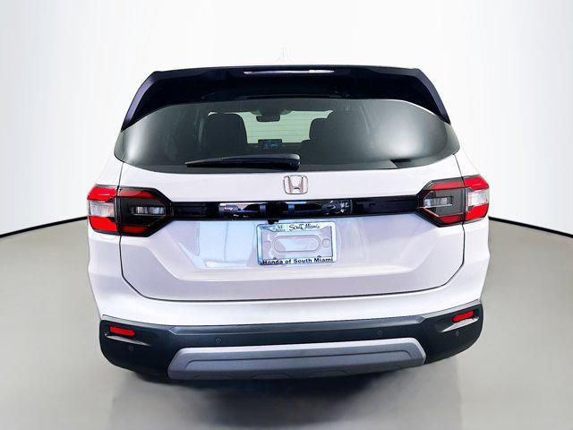 new 2025 Honda Pilot car, priced at $42,905