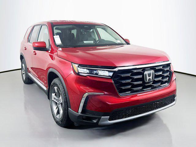 new 2025 Honda Pilot car, priced at $43,655