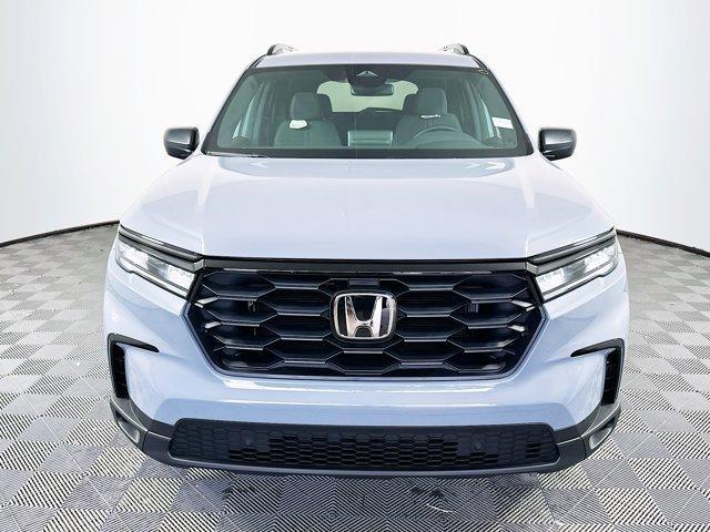 new 2025 Honda Pilot car, priced at $42,448