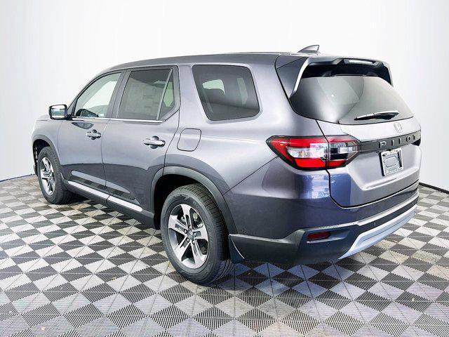 new 2025 Honda Pilot car, priced at $44,680