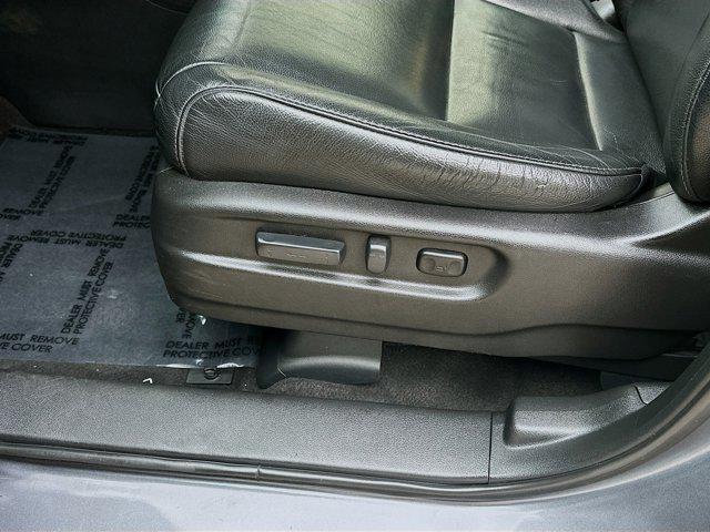 used 2017 Honda Pilot car, priced at $12,652