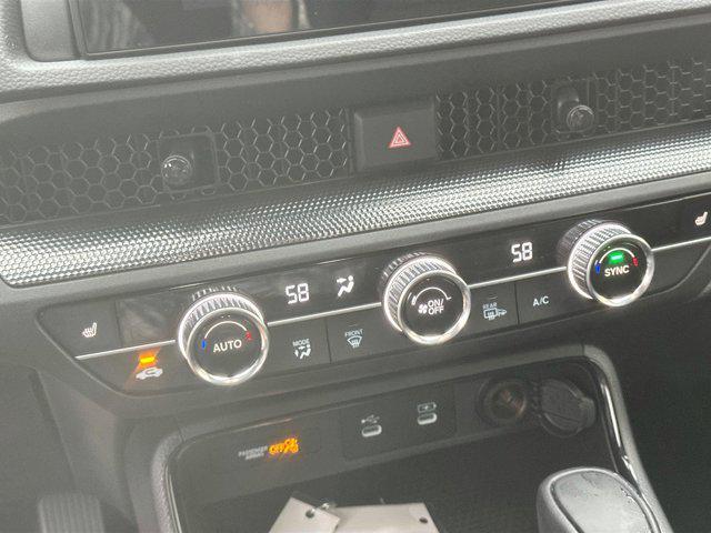 new 2026 Honda CR-V Hybrid car, priced at $38,975