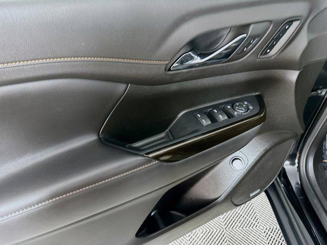 used 2022 GMC Acadia car, priced at $29,880
