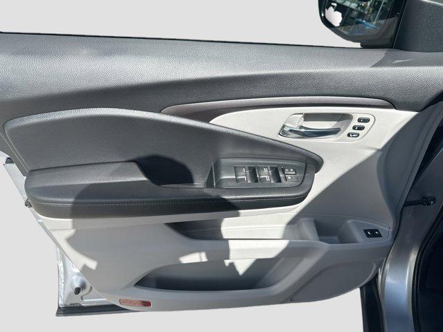 used 2022 Honda Pilot car, priced at $26,355