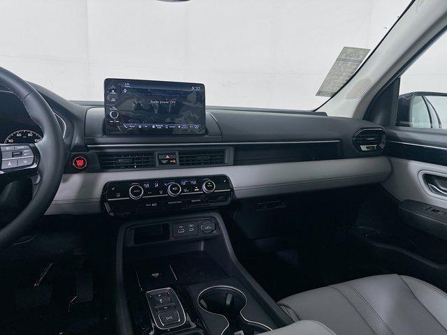 new 2025 Honda Pilot car, priced at $43,200