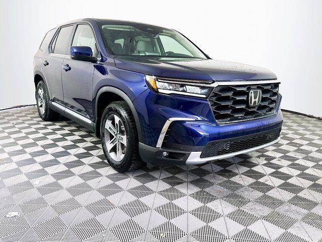 new 2025 Honda Pilot car, priced at $44,450