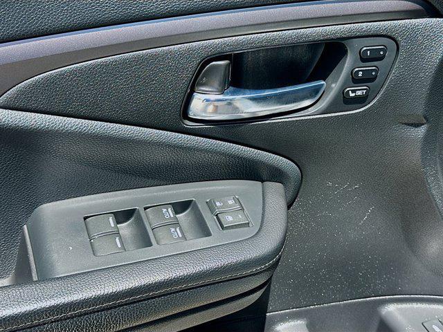 used 2022 Honda Pilot car, priced at $26,576