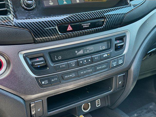 used 2022 Honda Pilot car, priced at $26,576