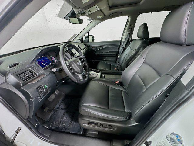 used 2022 Honda Pilot car, priced at $30,019