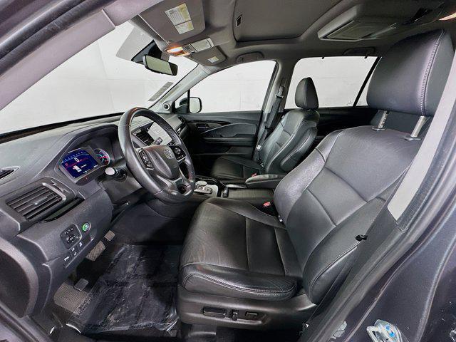 used 2022 Honda Pilot car, priced at $31,643
