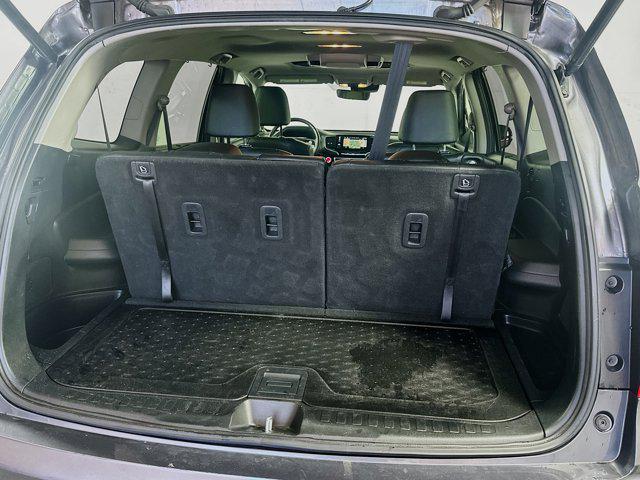 used 2022 Honda Pilot car, priced at $31,643