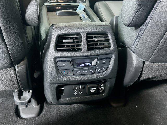 used 2022 Honda Pilot car, priced at $31,643