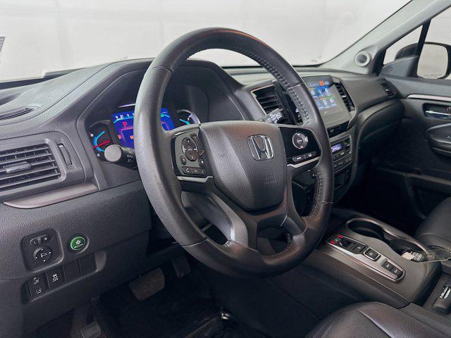 used 2022 Honda Pilot car, priced at $27,585