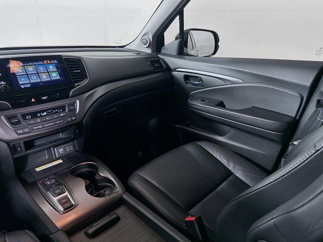 used 2022 Honda Pilot car, priced at $27,585